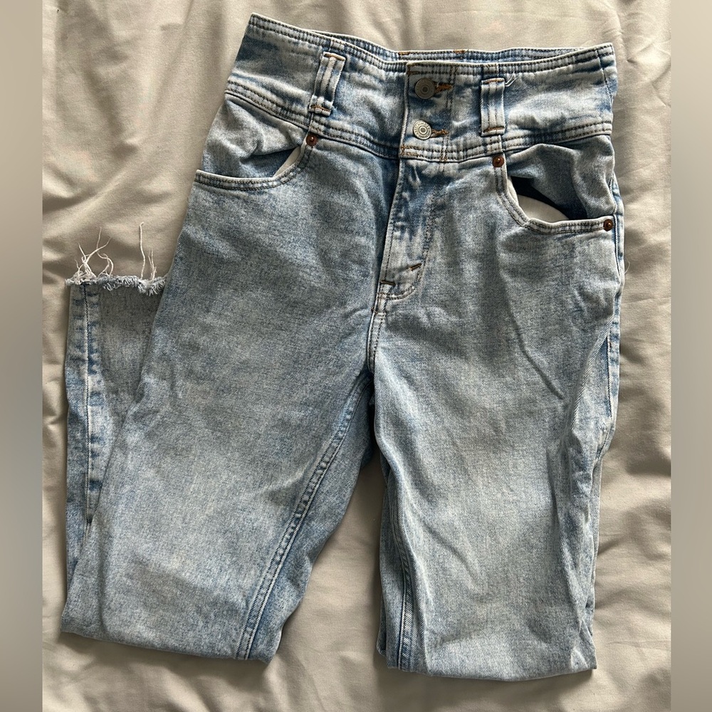Abercrombie & Fitch Ultra High Rise Light Blue Mom Jeans
